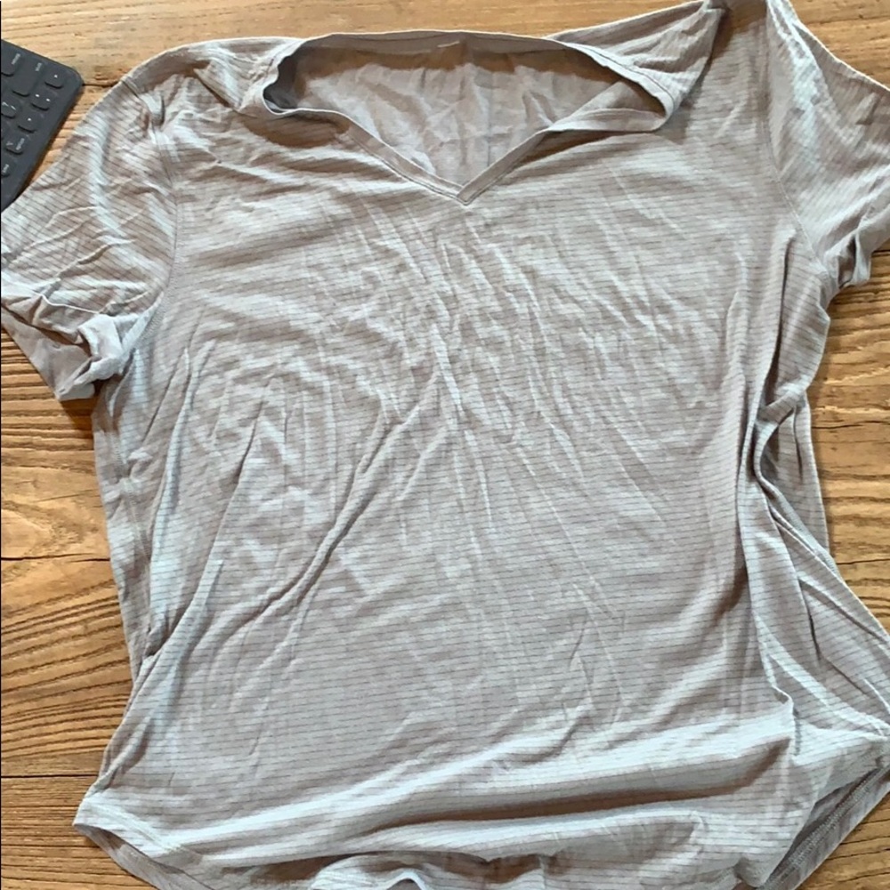 Lululemon T-shirt